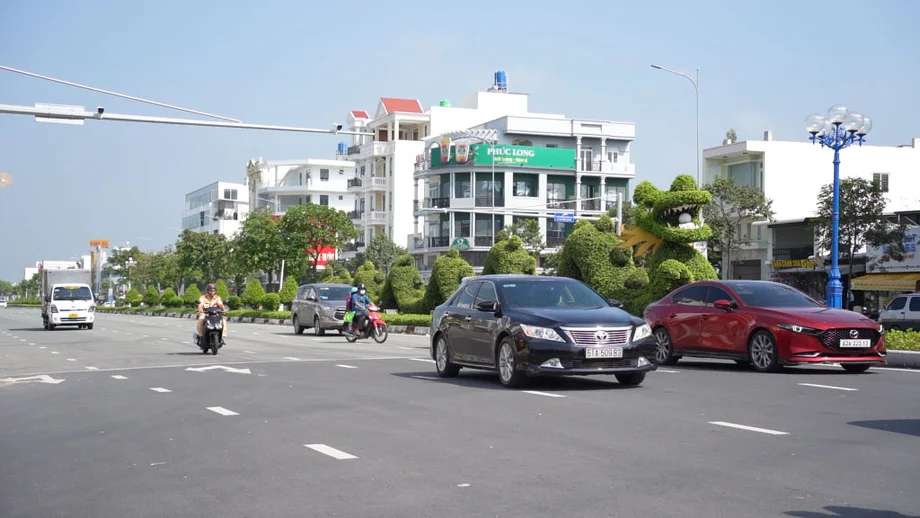 Phát huy hiệu quả công dụng của camera trong quản lý giao thông tại Tân An